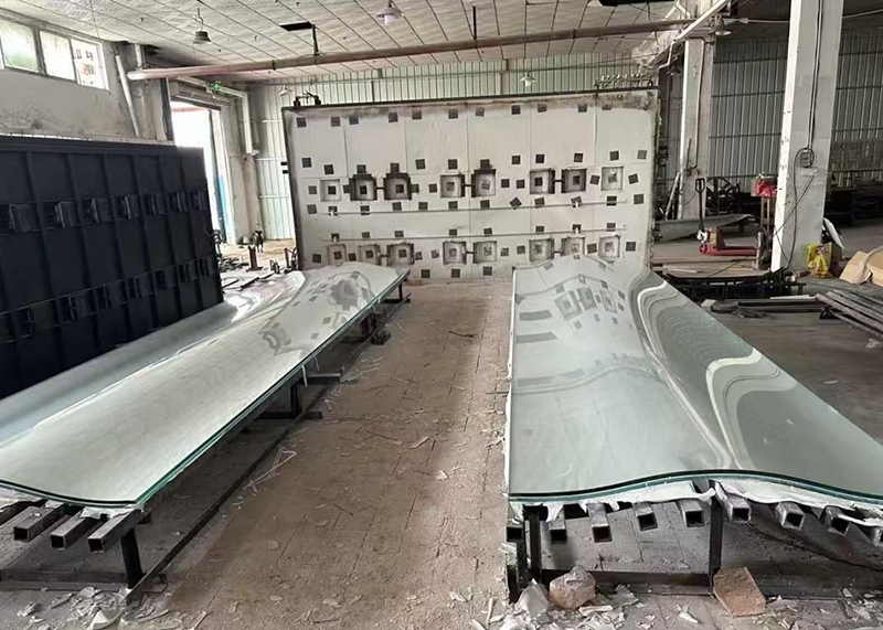Extra large hot bending tempered glass