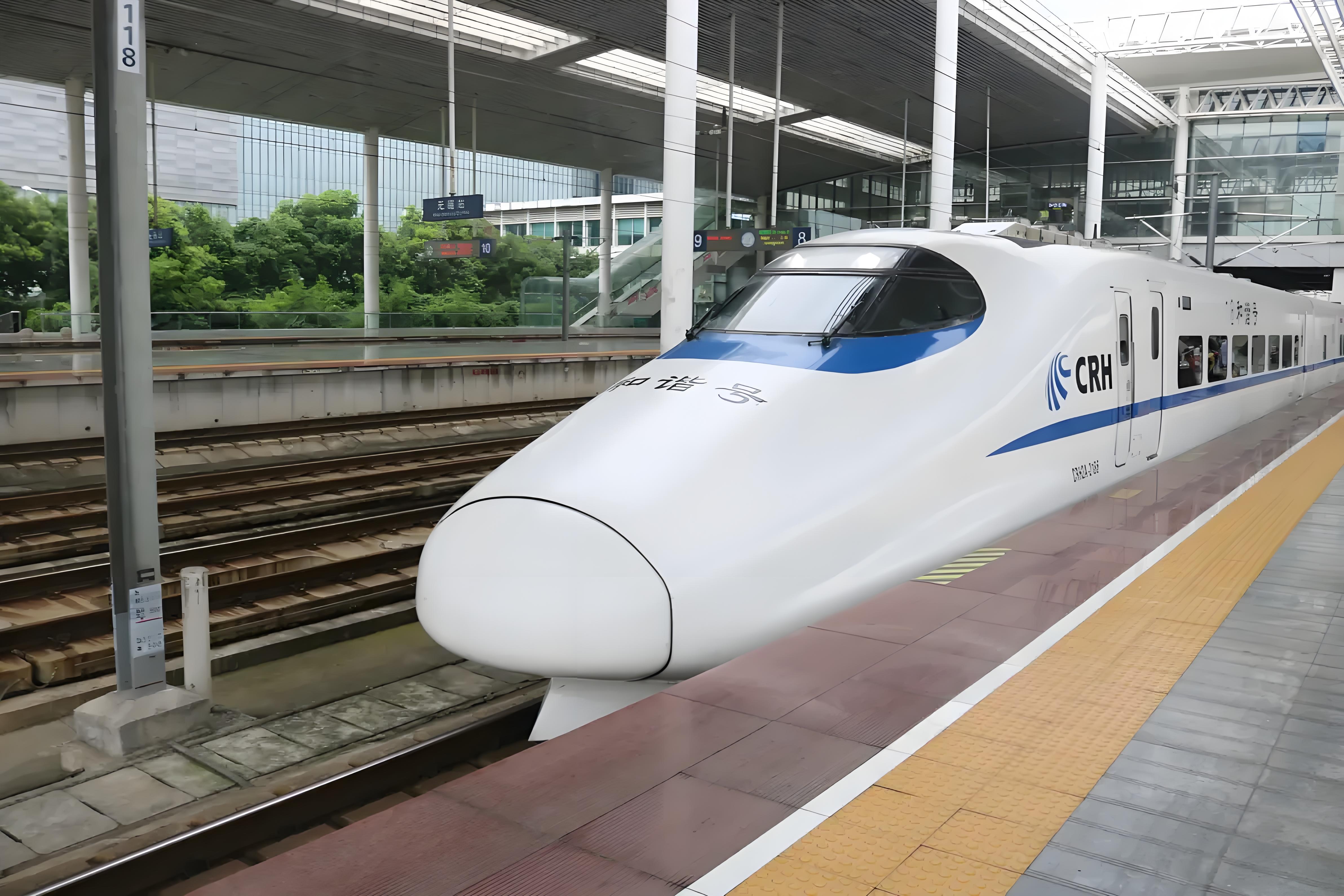Innovation leads the speed of China, and Mingdun glass guards the "eyes" of high-speed rail. From laboratory to leader: a company's dream of becoming a strong country