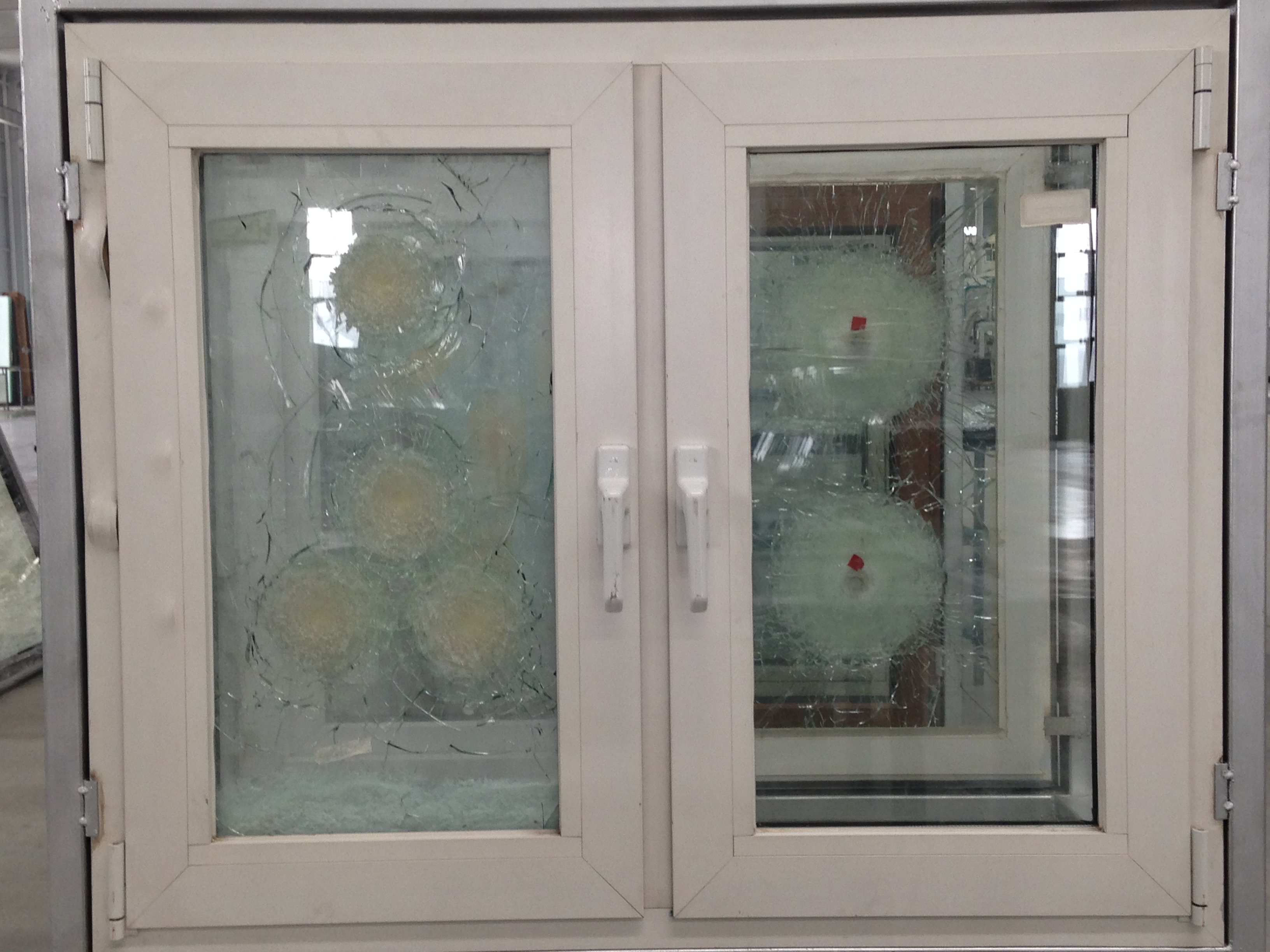 All-weather clear vision: Ming shield electric heating bulletproof glass, opening a new era of intelligent safety protection